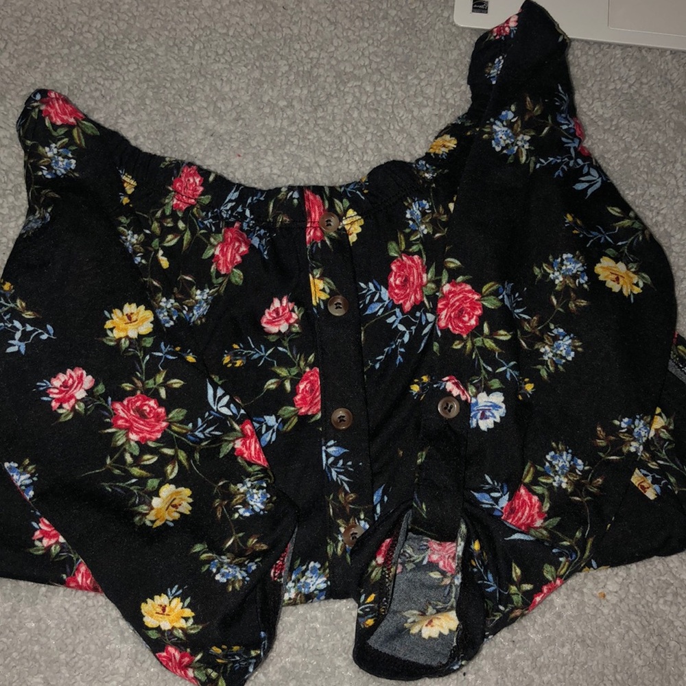 Off the shoulders shirt.